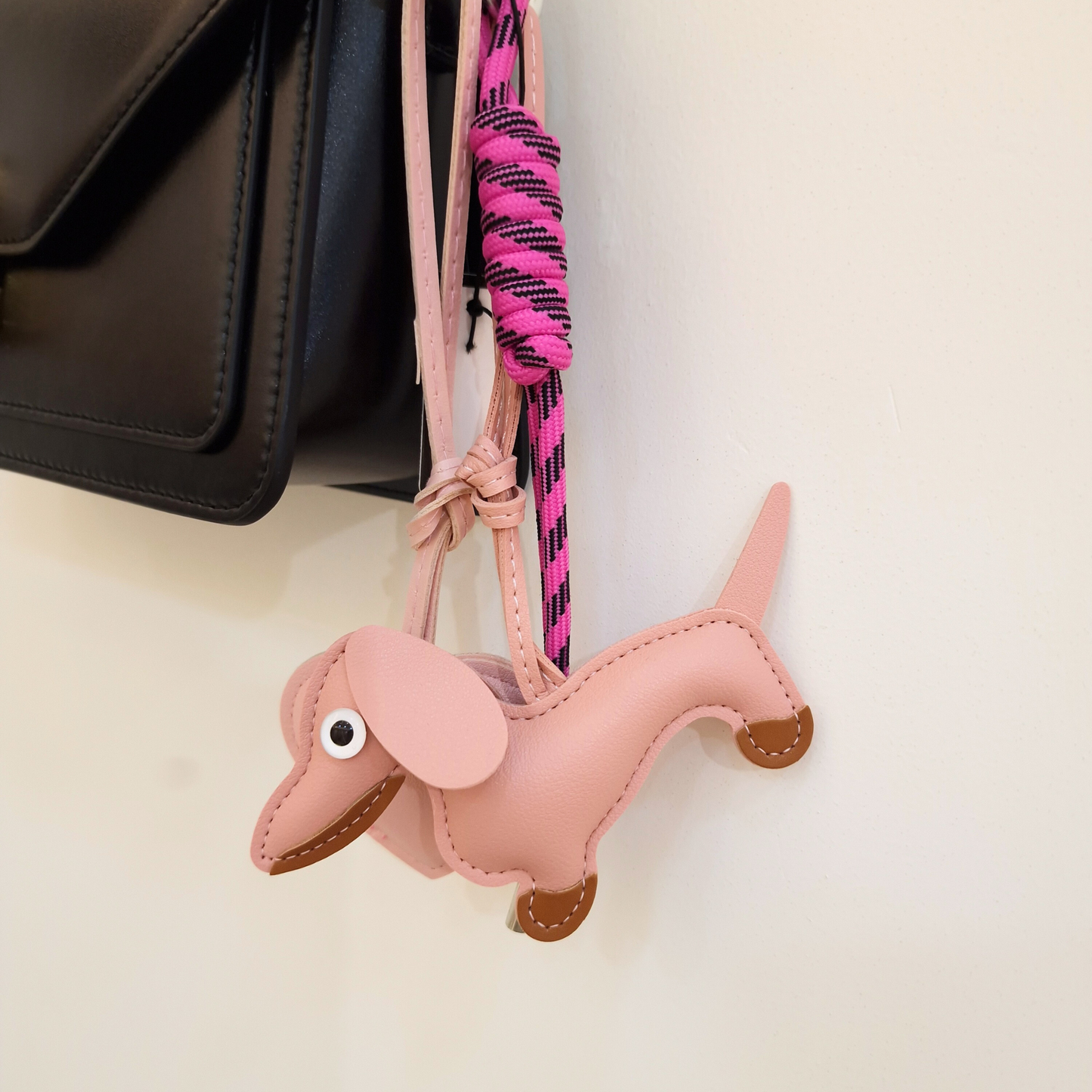 Bijou de sac Teckel rose