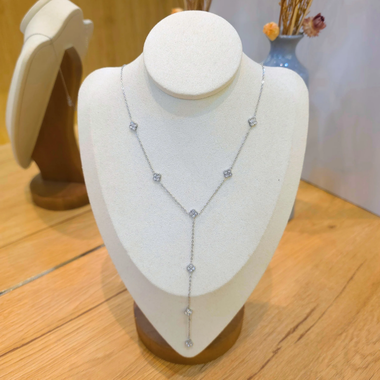 Collier Eve | Cravate
