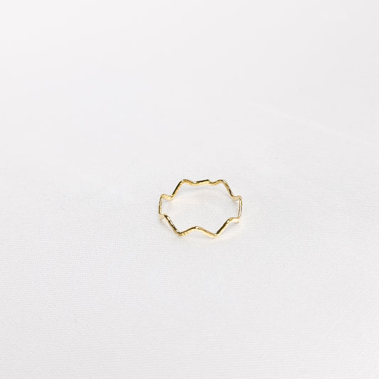 Bague Diane, en acier inoxydable doré, disponible à Paris.